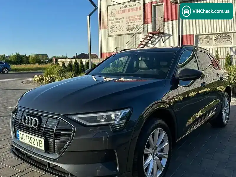 Audi e-tron 2020, фото з оголошення 2 з 20, VIN WAUZZZGE1MB014645
