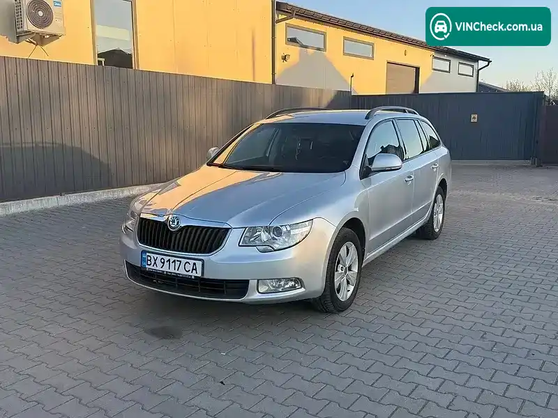 Skoda Superb 2012, фото з оголошення 2 з 21, VIN TMBJE73T1C9050474