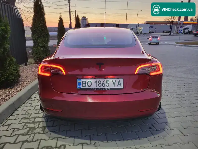 Tesla Model 3 2018, фото з оголошення 1 з 20, VIN 5YJ3E1EA5JF010435