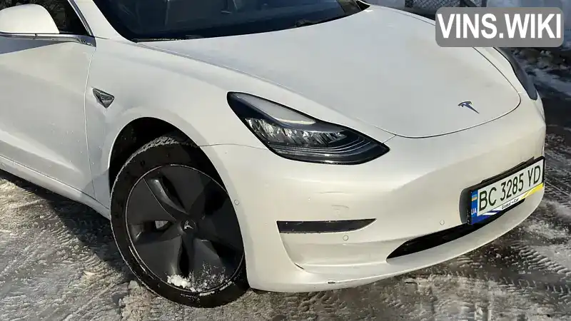 Tesla Model 3 2019, фото з оголошення 2 з 16, VIN 5YJ3E1EA1LF631285