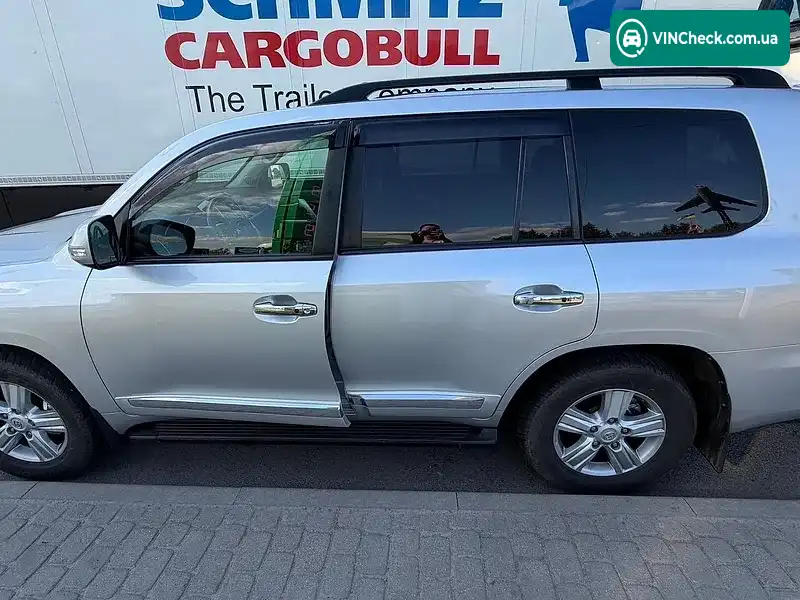 Toyota Land Cruiser 2012, фото з оголошення 2 з 6, VIN JTMHV05J404076173