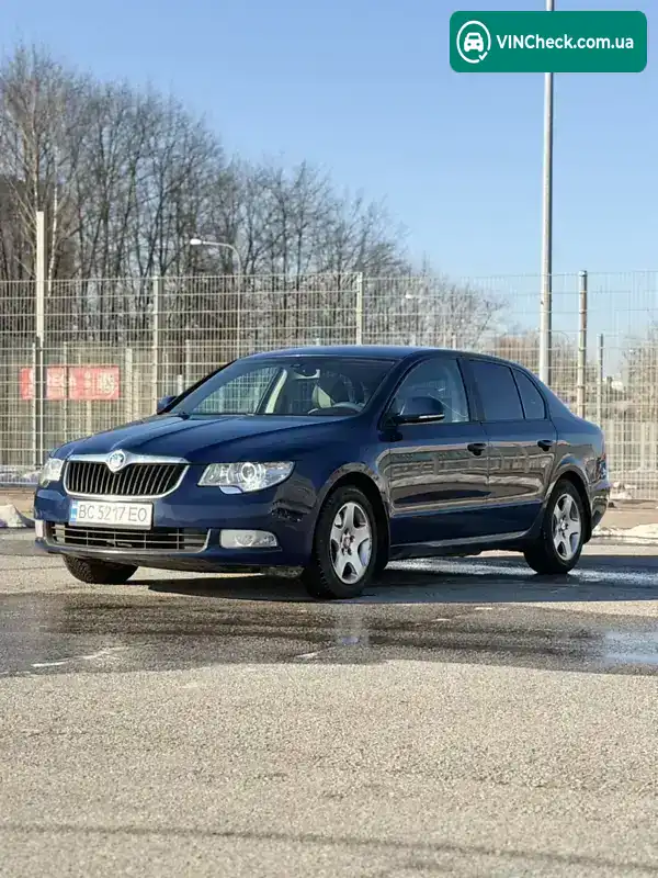 Skoda Superb 2011, фото з оголошення 1 з 14, VIN TMBAE63T0C9033966