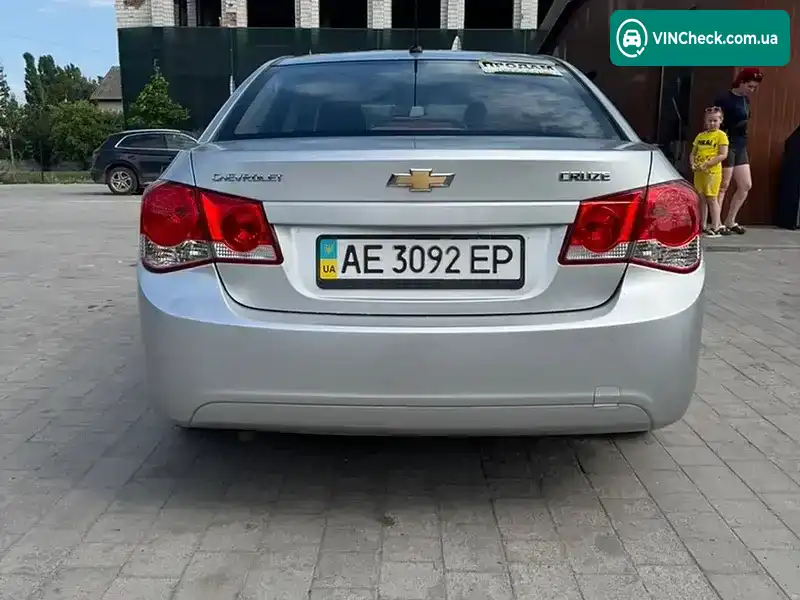 Chevrolet Cruze 2011, фото з оголошення 2 з 9, VIN KL1JF69E9CK575720