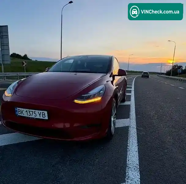 Tesla Model Y 2022, фото з оголошення 1 з 20, VIN 7SAYGAEE0PF586299