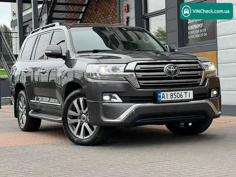 Toyota Land Cruiser 2018, фото з оголошення 2 з 20, VIN JTMCV02J304251897