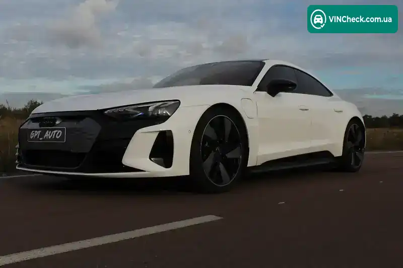 Audi e-tron GT 2021, фото з оголошення 1 з 21, VIN WAUZZZFW2N7006147