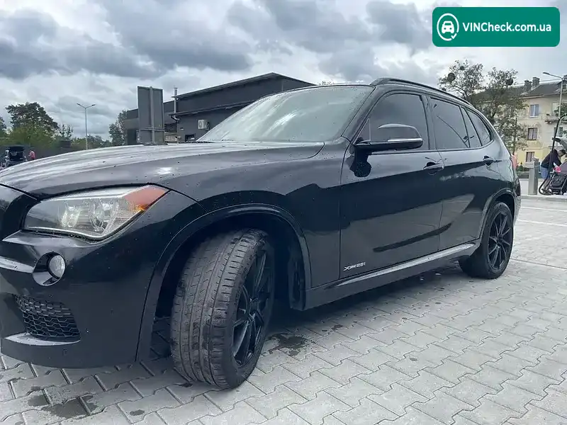 BMW X1 2014, фото з оголошення 2 з 20, VIN WBAVL1C56FVY27049