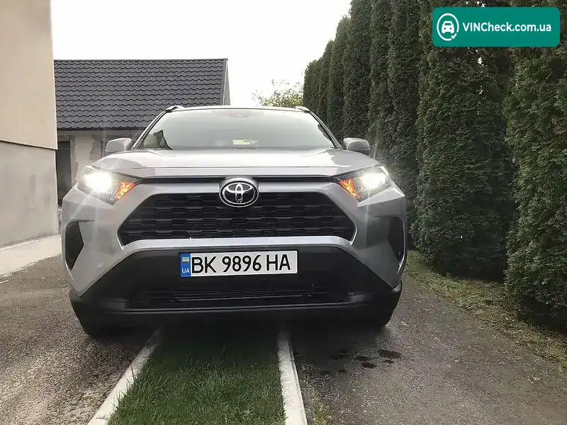 Toyota RAV4 2019, фото з оголошення 2 з 20, VIN 2T3G1RFV8KW068113