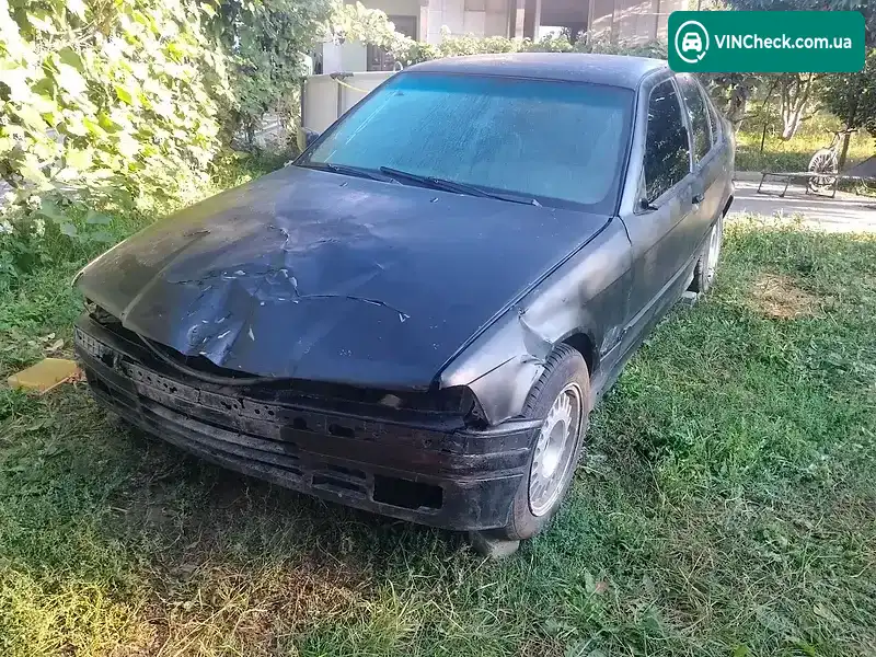 BMW 3 Series 1993, фото з оголошення 2 з 8, VIN WBACA11000EL65034