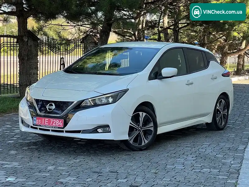 Nissan Leaf 2018, фото з оголошення 1 з 20, VIN SJNFAAZE1U0000526