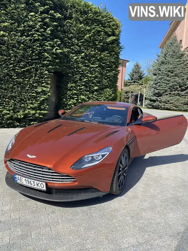 Aston Martin Db11 2017, фото з оголошення 1 з 7, VIN SCFRMFAV1JGL03498