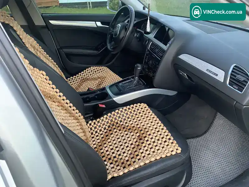 Audi A4 2008, фото з оголошення 2 з 10, VIN WAUSF78K79N012956
