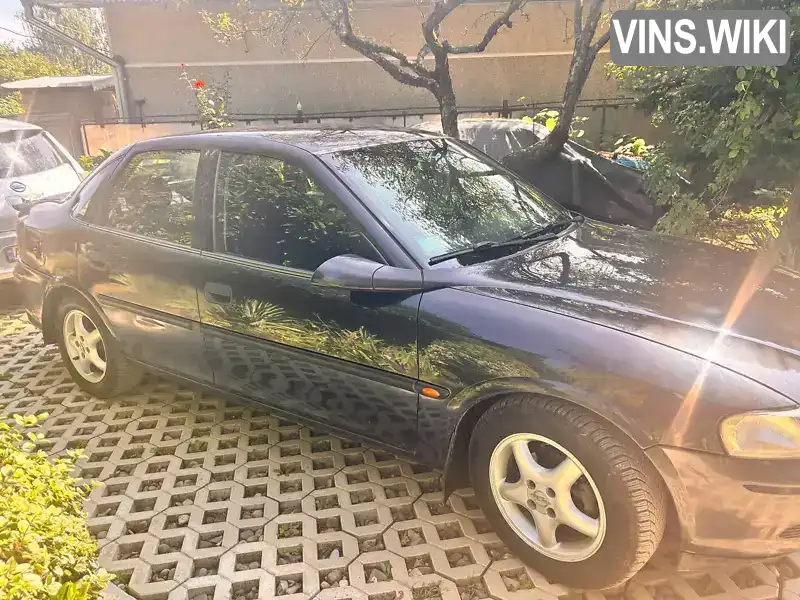 Opel Vectra 1997, фото з оголошення 1 з 6, VIN W0L000036V1030313