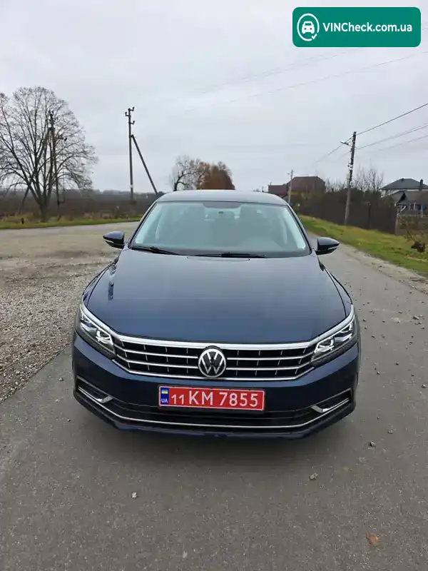 Volkswagen Passat 2017, фото з оголошення 1 з 18, VIN 1VWAA7A34JC017903