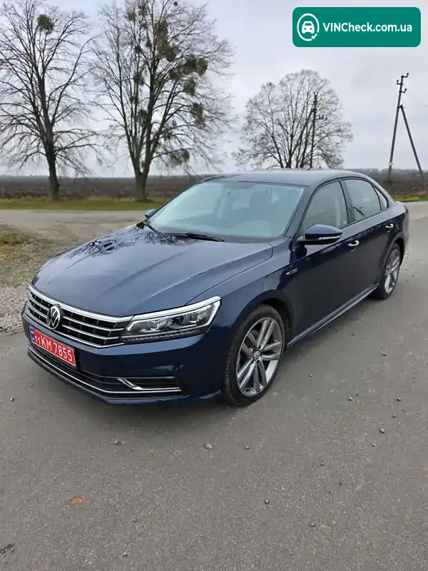 Volkswagen Passat 2017, фото з оголошення 2 з 18, VIN 1VWAA7A34JC017903