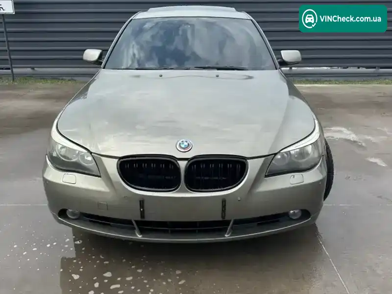 BMW 5 Series 2004, фото з оголошення 1 з 17, VIN WBANC71070B659490