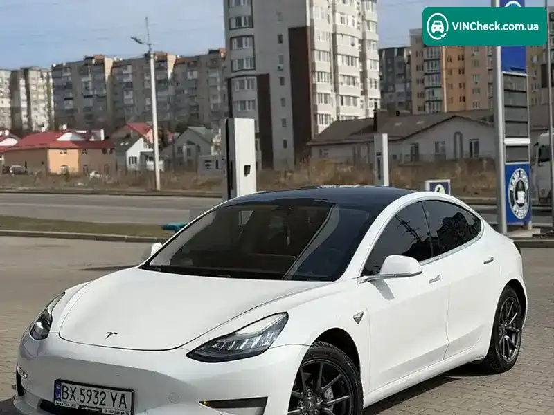 Tesla Model 3 2019, фото з оголошення 2 з 21, VIN 5YJ3E1EA2LF597499