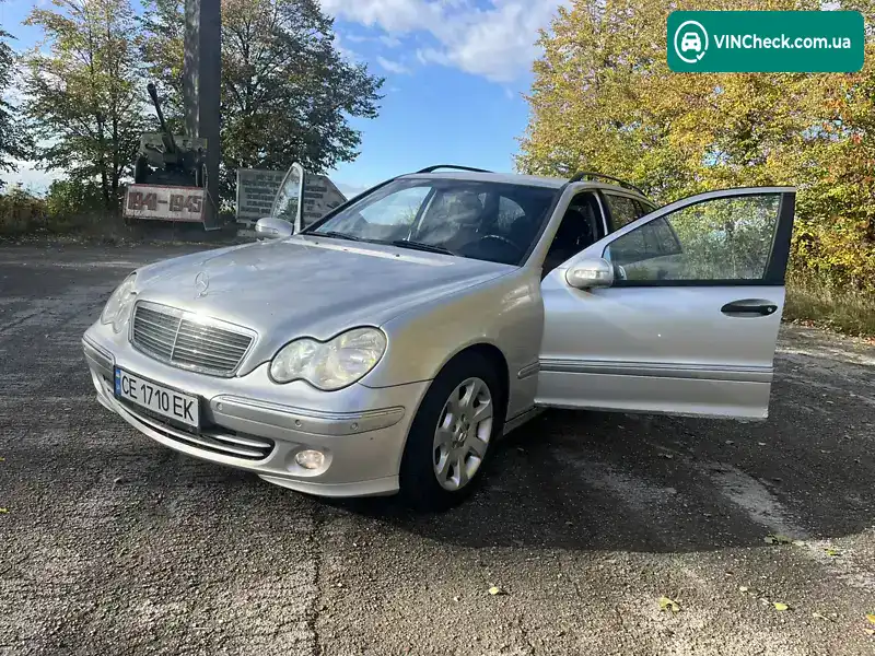 Mercedes-Benz C-Class 2004, фото з оголошення 2 з 15, VIN WDB2032071F580051