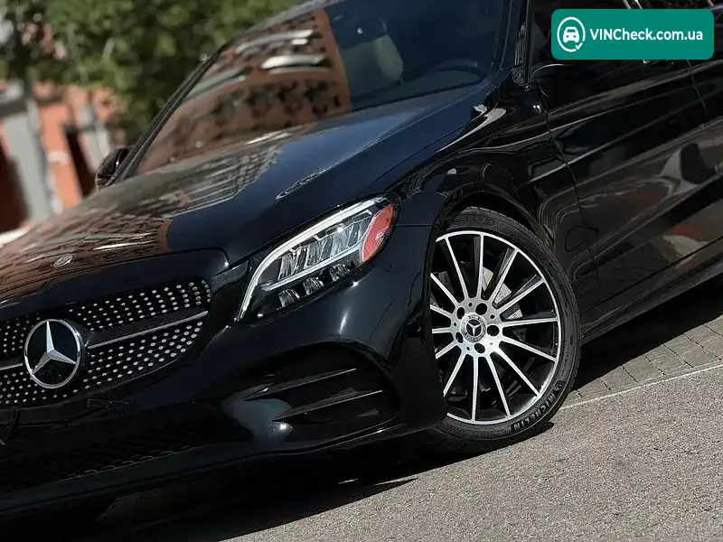 Mercedes-Benz C-Class 2018, фото з оголошення 2 з 20, VIN 55SWF8DB2KU287542