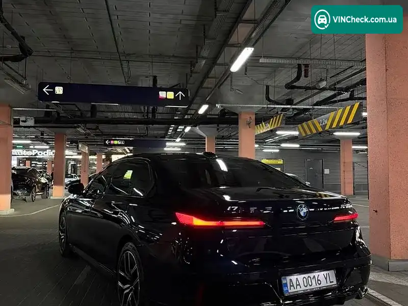 BMW i7 2023, фото з оголошення 2 з 8, VIN WBY41EJ02RCR46704