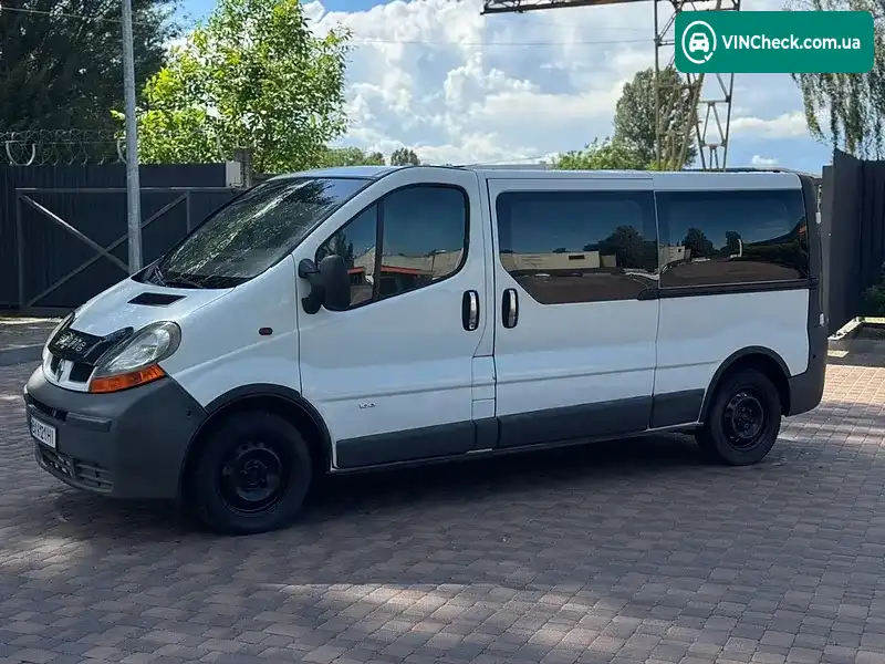 Renault Trafic 2003, фото з оголошення 2 з 20, VIN VF1FLBCB63V165437