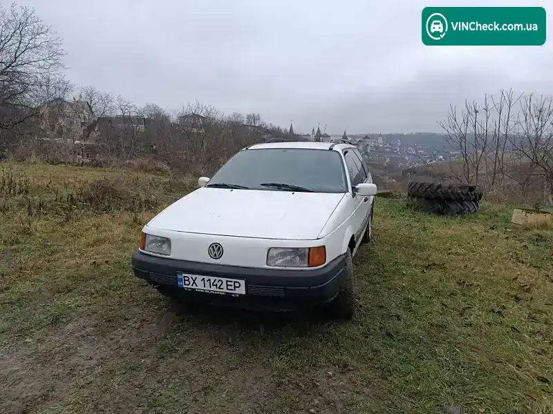 Volkswagen Passat 1989, фото з оголошення 2 з 10, VIN WVWZZZ31ZKE068478