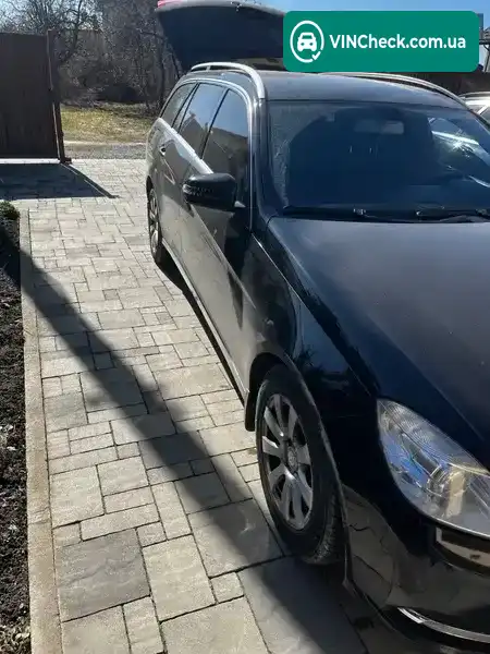 Mercedes-Benz E-Class 2013, фото з оголошення 2 з 16, VIN WDD2122021A747549