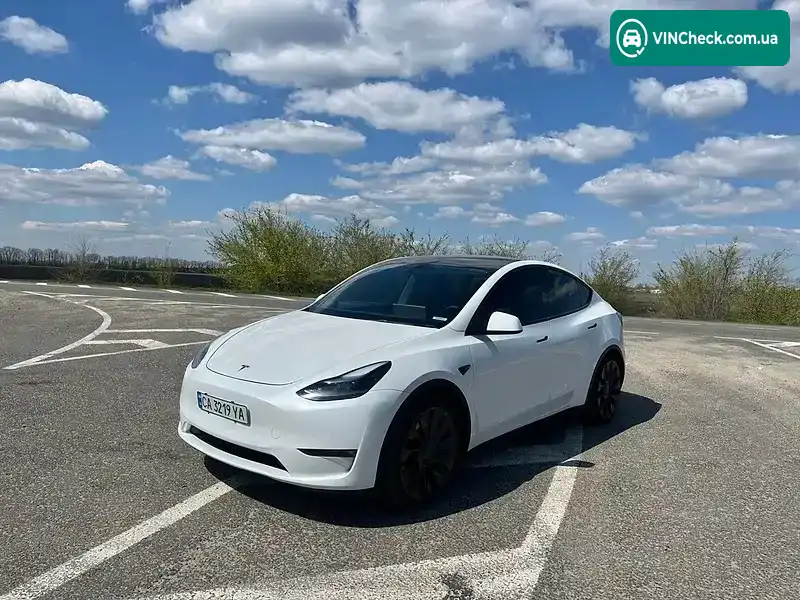 Tesla Model Y 2022, фото з оголошення 1 з 20, VIN 7SAYGDEF5NF380905