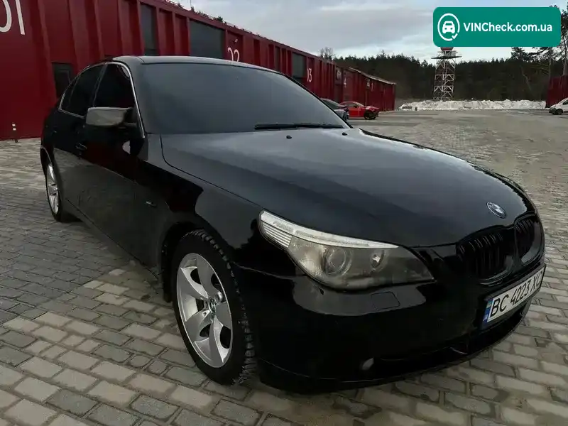 BMW 5 Series 2005, фото з оголошення 2 з 21, VIN WBANC51020CN32984