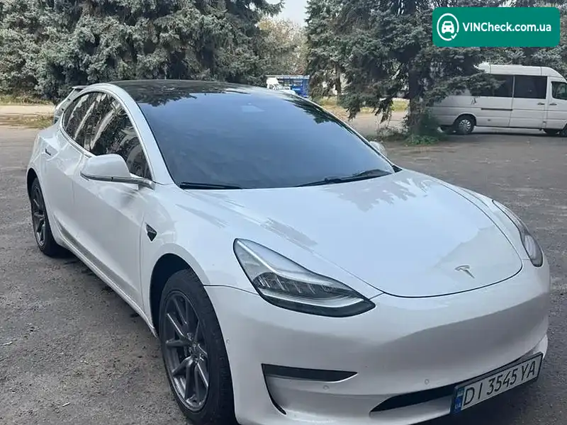 Tesla Model 3 2020, фото з оголошення 1 з 3, VIN 5YJ3E1EA3LF703717