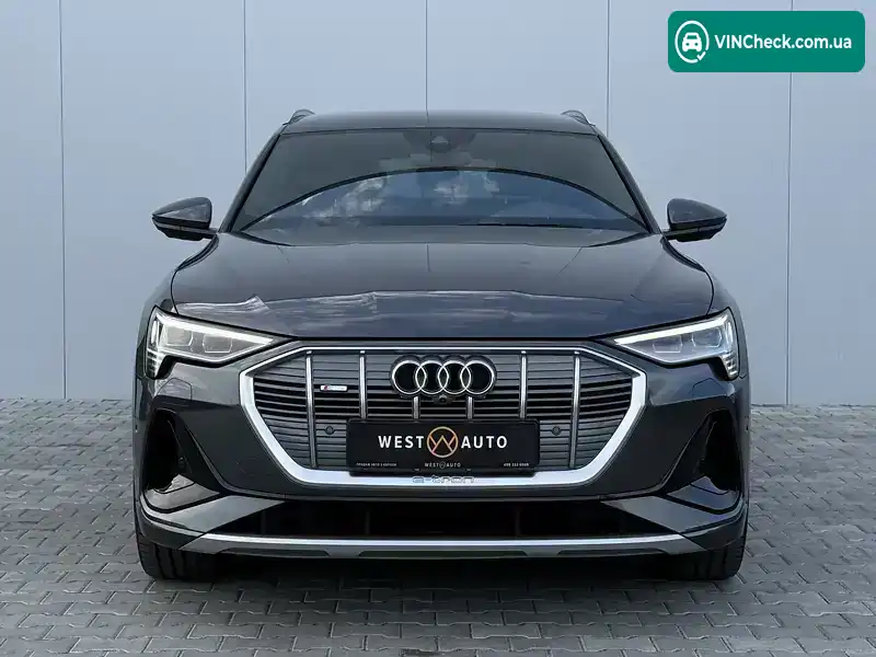 Audi e-tron 2022, фото з оголошення 2 з 21, VIN WAUZZZGE2PB001147