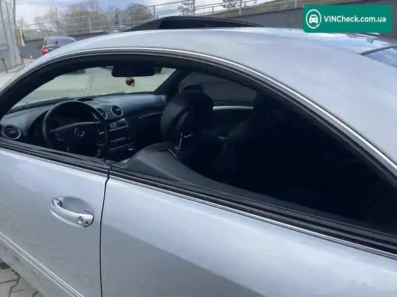 Mercedes-Benz CLK-Class 2007, фото з оголошення 2 з 20, VIN WDB2093081F246737