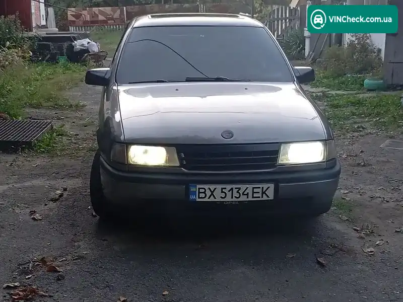 Opel Vectra 1992, фото з оголошення 1 з 14, VIN W0L000087NC060648