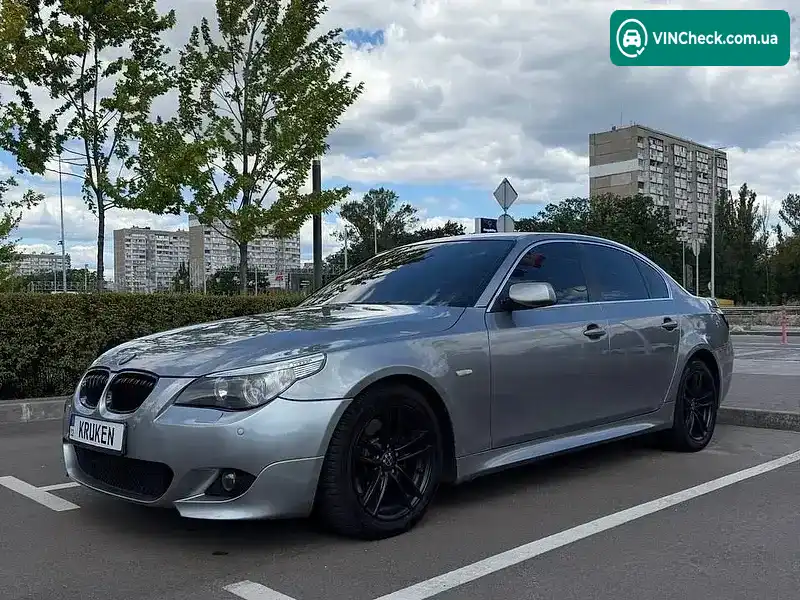 BMW 5 Series 2003, фото з оголошення 2 з 20, VIN WBANC71050B627864