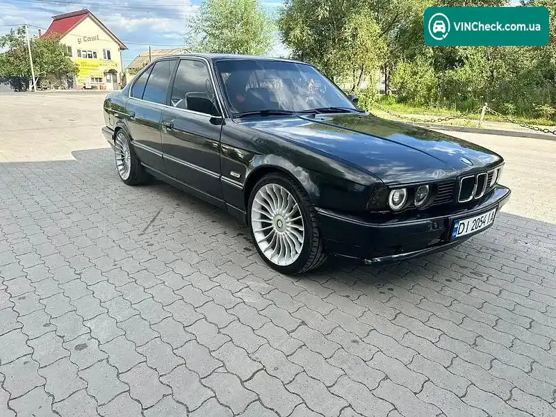 BMW 5 Series 1990, фото з оголошення 2 з 14, VIN WBAHB51010BD31800