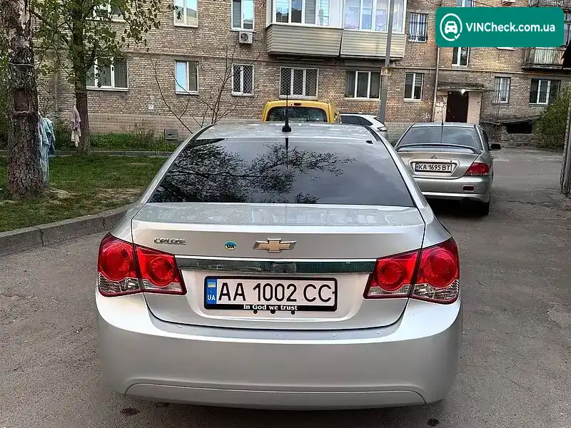 Chevrolet Cruze 2012, фото з оголошення 2 з 8, VIN 1G1PC5SH6C7369133
