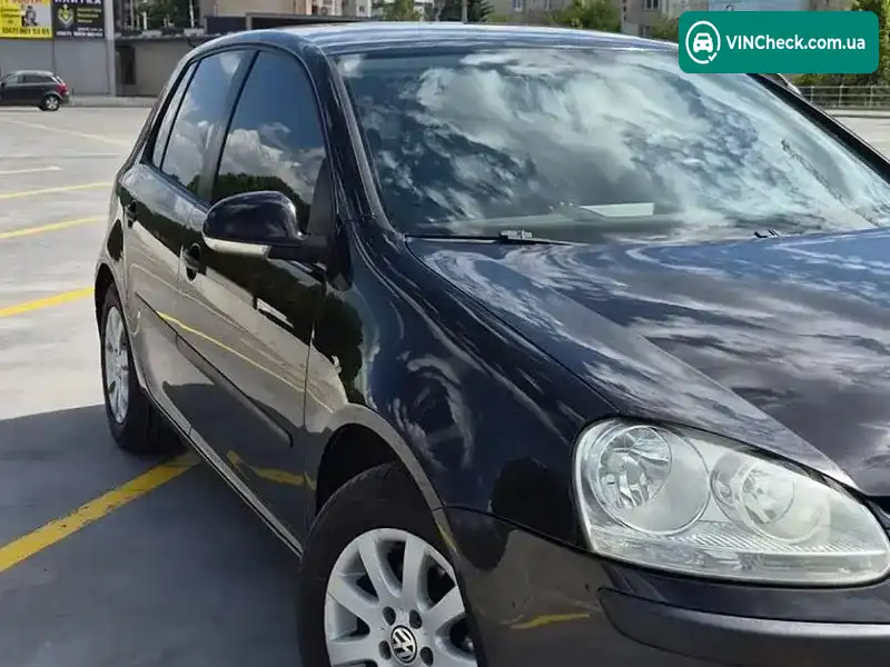 Volkswagen Golf 2004, фото з оголошення 2 з 20, VIN WVWZZZ1KZ5P040017