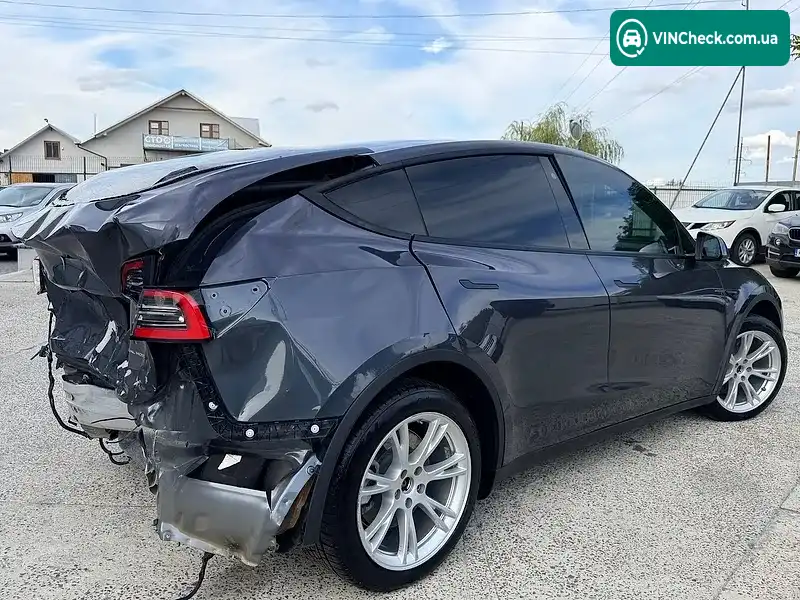 Tesla Model Y 2021, фото з оголошення 2 з 20, VIN 5YJYGDEEXLF054180