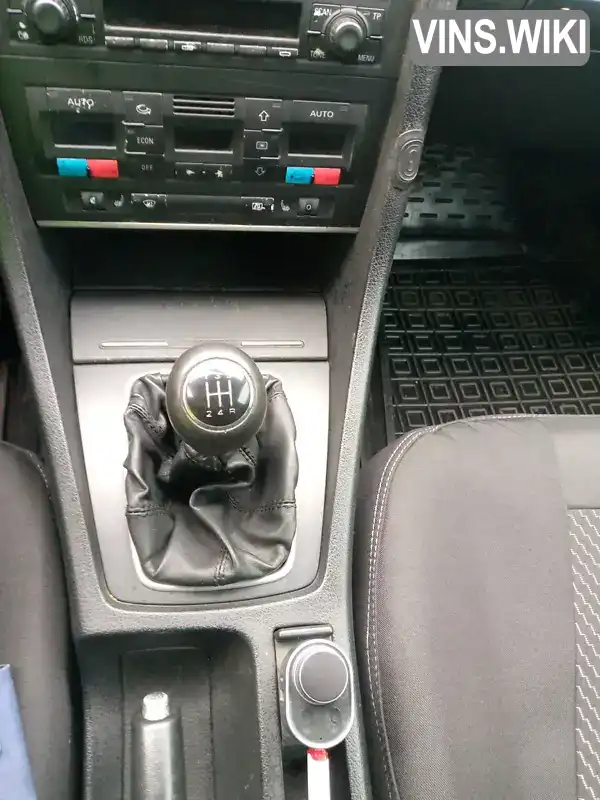Audi A4 2002, фото з оголошення 1 з 8, VIN WAUZZZ8E73A121136