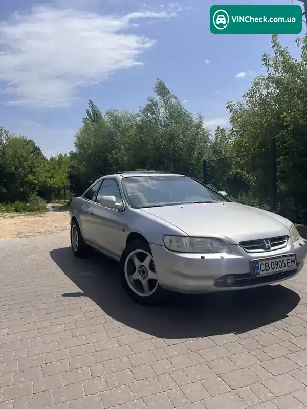 Honda Accord 1998, фото з оголошення 1 з 15, VIN 1HGCG4160WA601048