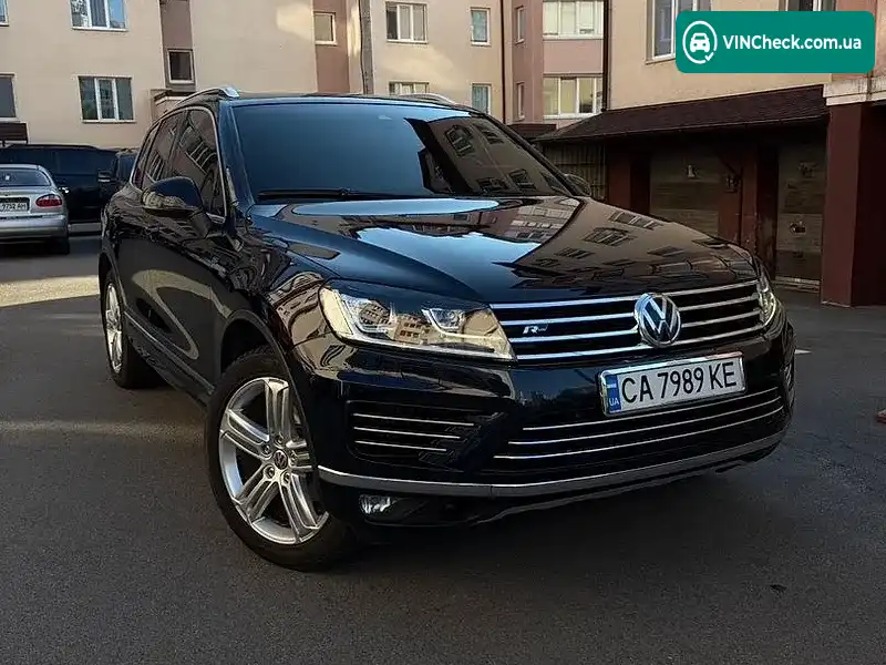 Volkswagen Touareg 2015, фото з оголошення 1 з 20, VIN WVGZZZ7PZFD024266