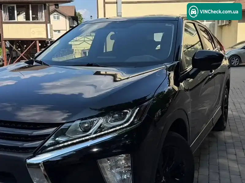 Mitsubishi Eclipse Cross 2018, фото з оголошення 2 з 20, VIN JA4AT4AA9JZ057248
