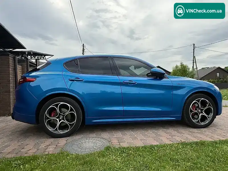 Alfa Romeo Stelvio 2021, фото з оголошення 2 з 11, VIN ZARPAHDN6M7D13334