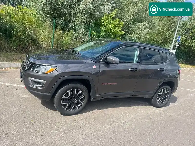 Jeep Compass 2019, фото з оголошення 1 з 19, VIN 3C4NJDDB8KT728497