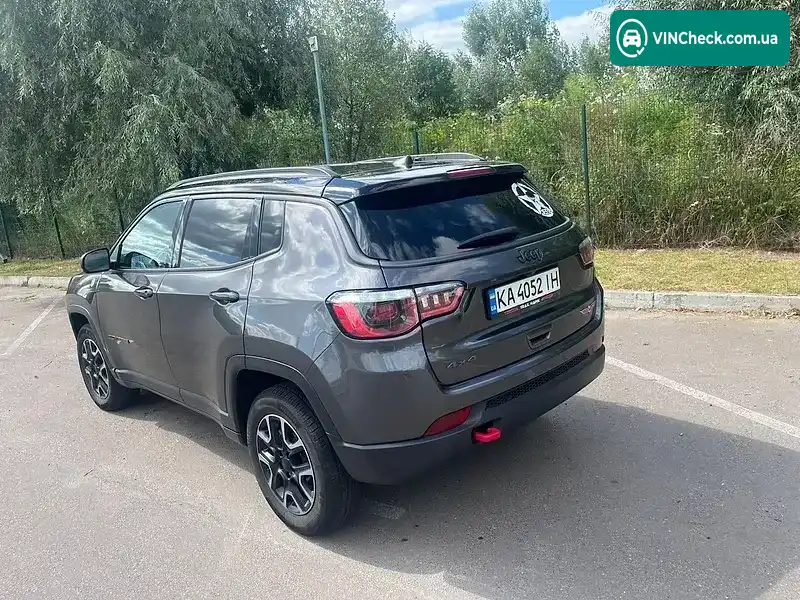 Jeep Compass 2019, фото з оголошення 2 з 19, VIN 3C4NJDDB8KT728497