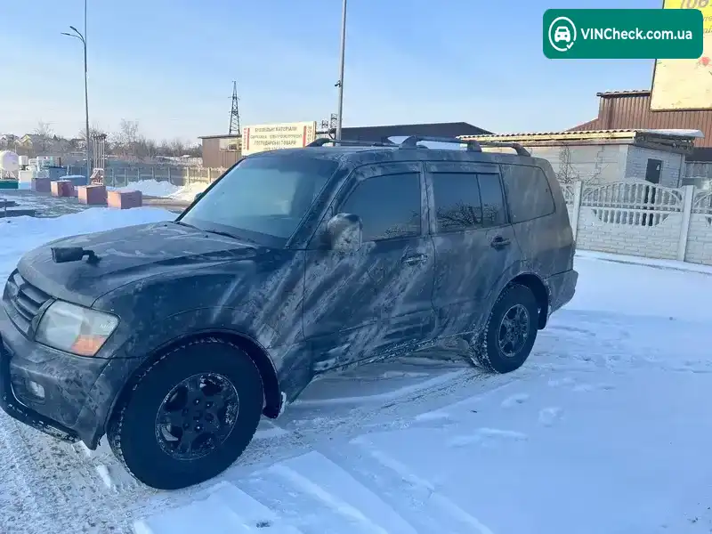 Mitsubishi Pajero 2002, фото з оголошення 1 з 9, VIN JMBLYV78W2J004190