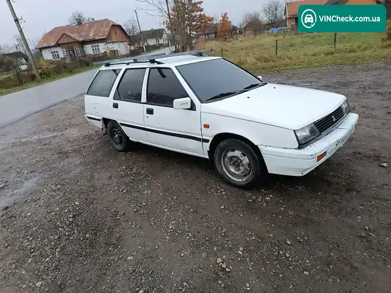 Mitsubishi Lancer 1991, фото з оголошення 1 з 5, VIN JMBLNC12VNU500736