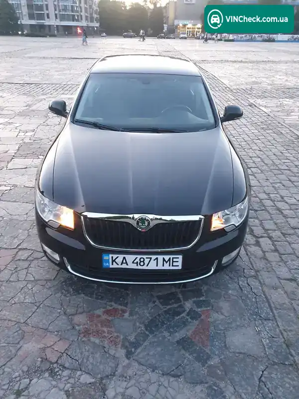 Skoda Superb 2011, фото з оголошення 1 з 20, VIN TMBAJ73T7C9021492