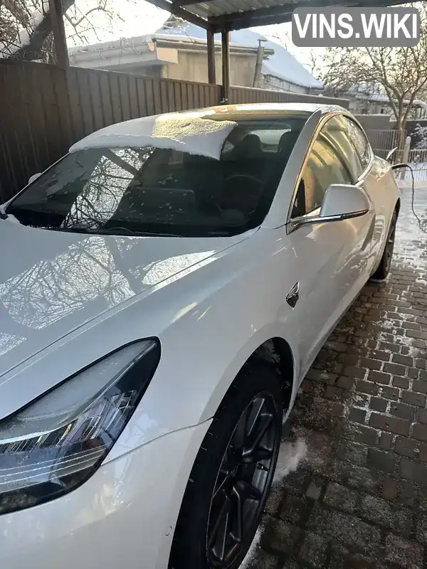 Tesla Model 3 2019, фото з оголошення 2 з 16, VIN 5YJ3E1EA5LF644850