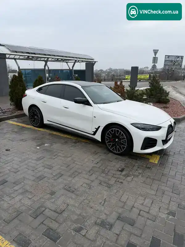 BMW i4 2023, фото з оголошення 1 з 16, VIN WBY31AW080FR86896